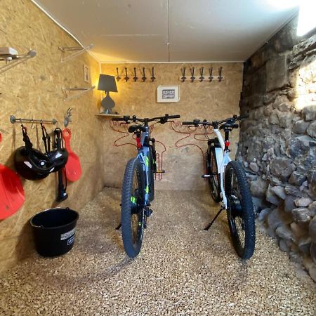 Bex Chalet Rouge Coeur מראה חיצוני תמונה
