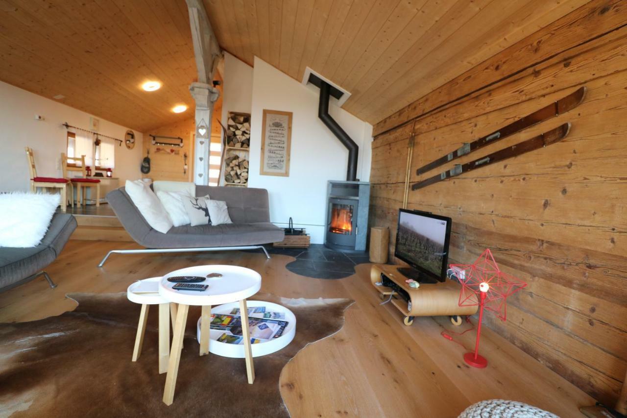 Bex Chalet Rouge Coeur מראה חיצוני תמונה